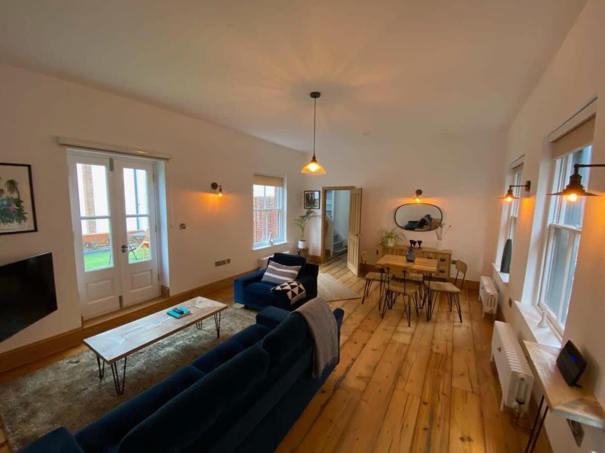 Spacious Norwich Lanes Apartment With Roof Terrace Buitenkant foto